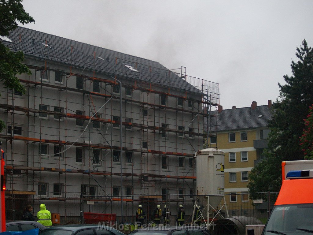 Brand 3 Std später Umbau Wohnhaus Koeln Vingst Thorwalsenstr P07.JPG